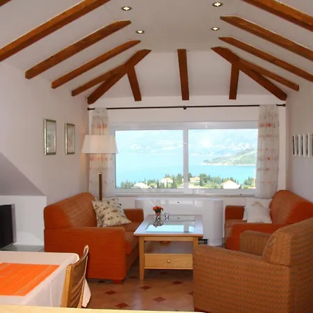 Alegria - Comfort Two Bedroom With Sea View C *